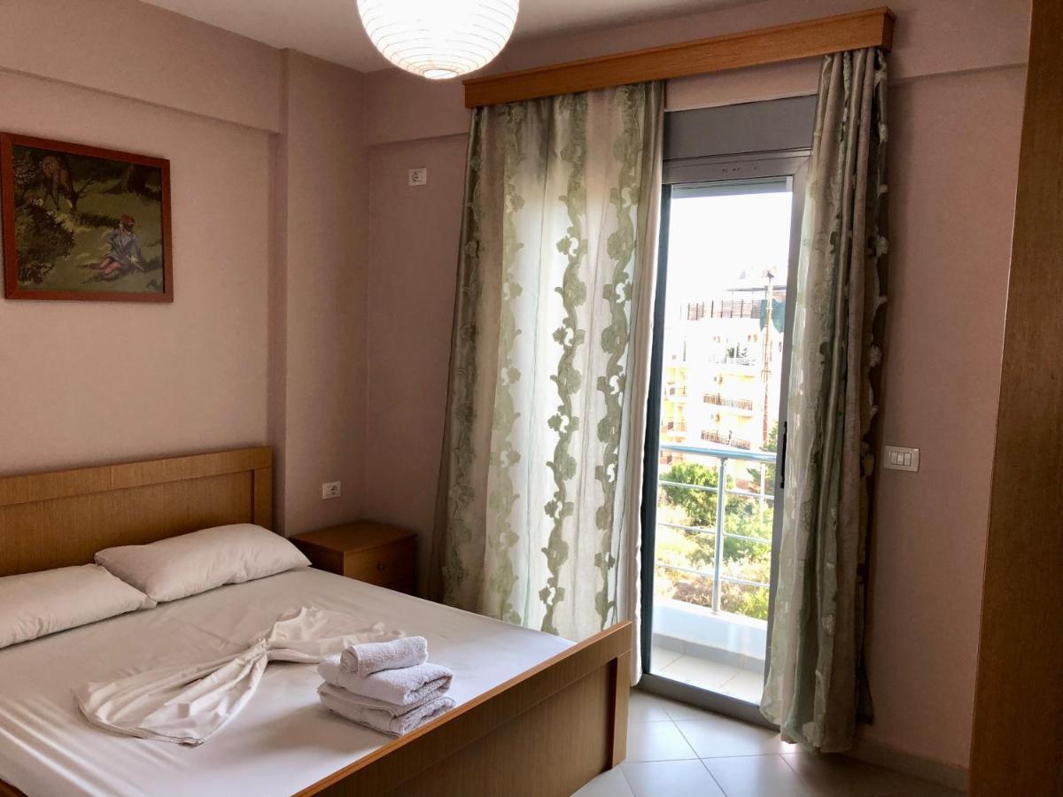 Lorenso Guest House Sarande Exterior photo